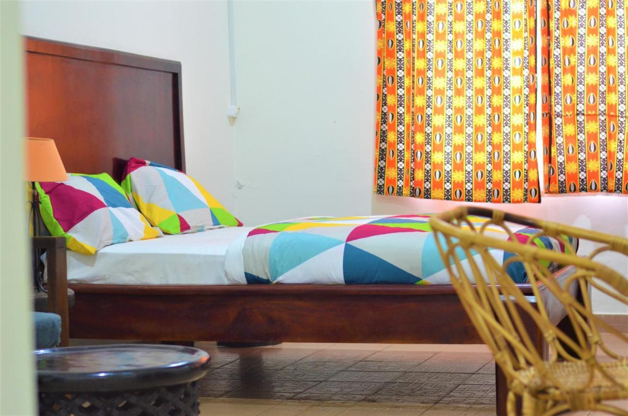 Hotel Fiiaa Yaoundé Zewnętrze zdjęcie