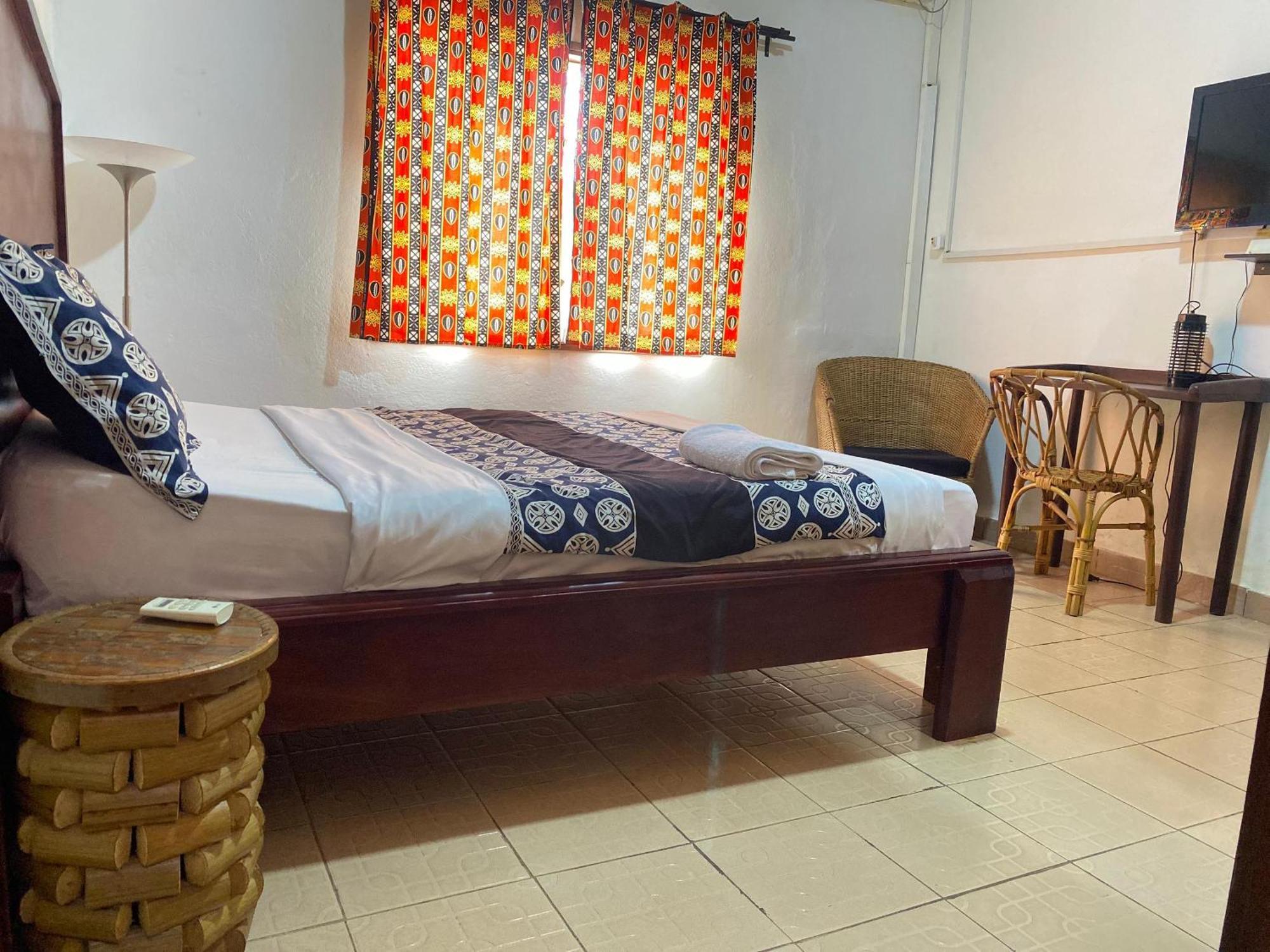 Hotel Fiiaa Yaoundé Zewnętrze zdjęcie