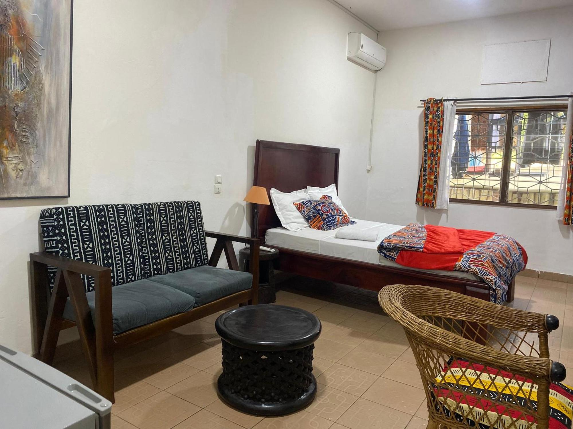 Hotel Fiiaa Yaoundé Zewnętrze zdjęcie